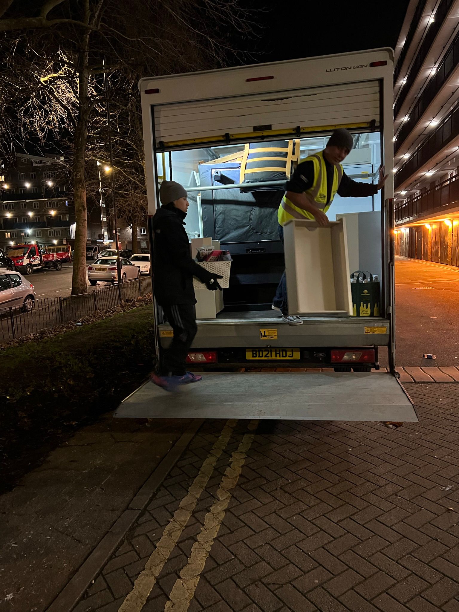 J&B Fast Movers Image 8